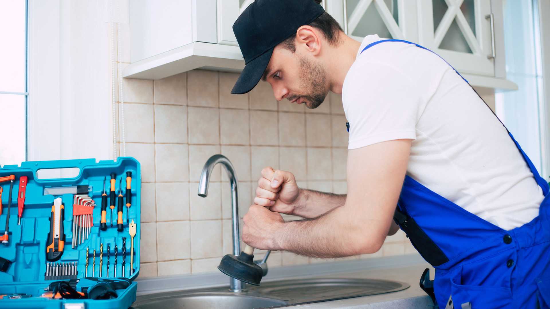 What Plumbing Problems Are Most Common in Dubai Homes